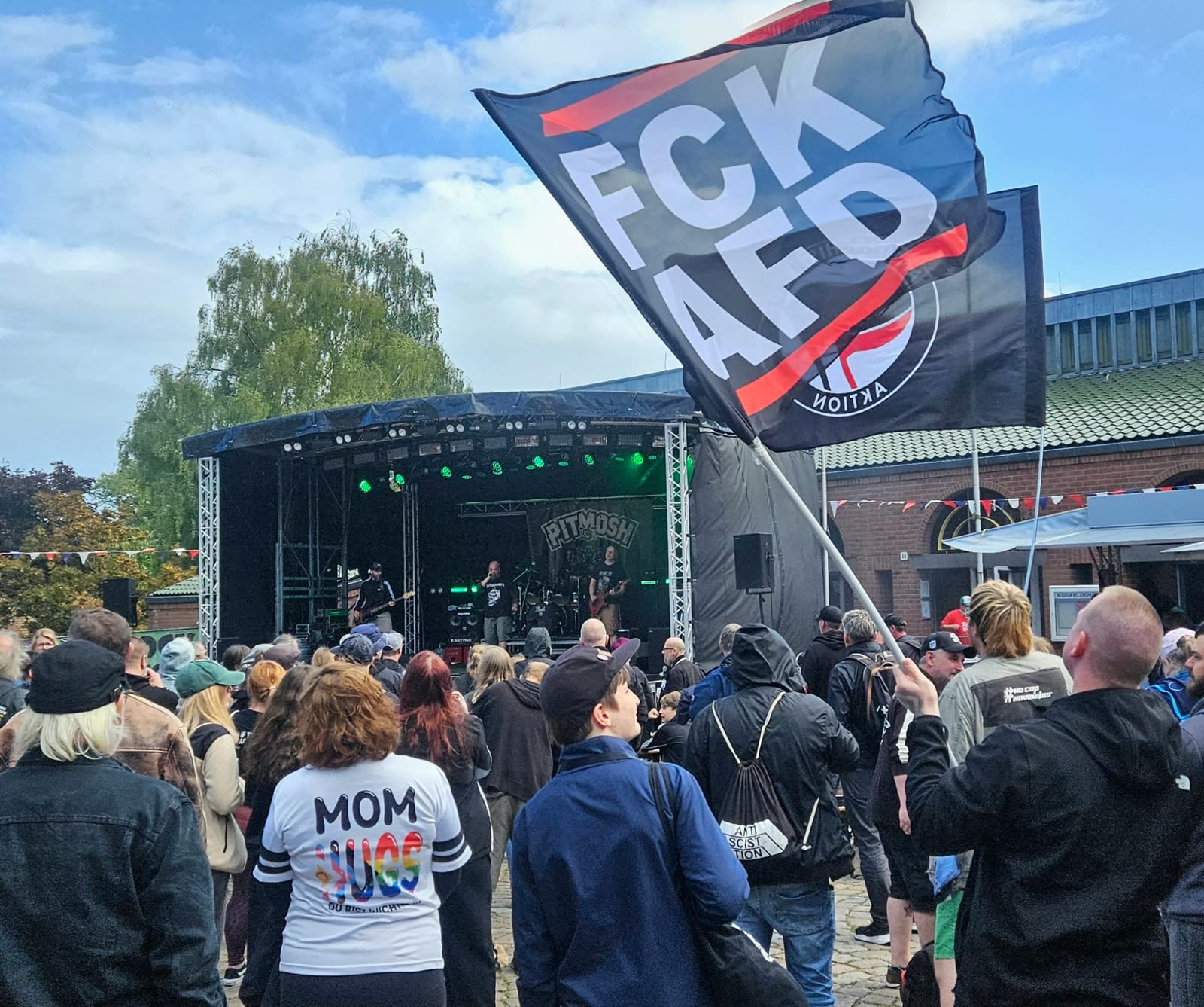 Rock gegen Rechts